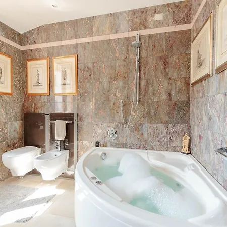 Stylish Retreat Near Historic Center